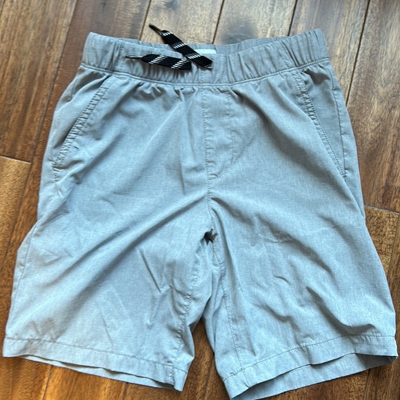 Bundle of 3 pairs of Old Navy Shorts 10-12 - Picture 9 of 12